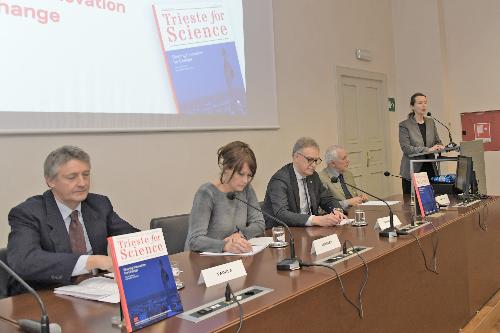 L'assessore regionale alla Ricerca e Università Alessia Rosolen interviene a Trieste nel Palazzo della Regione alla presentazione del libro "Trieste for Science"